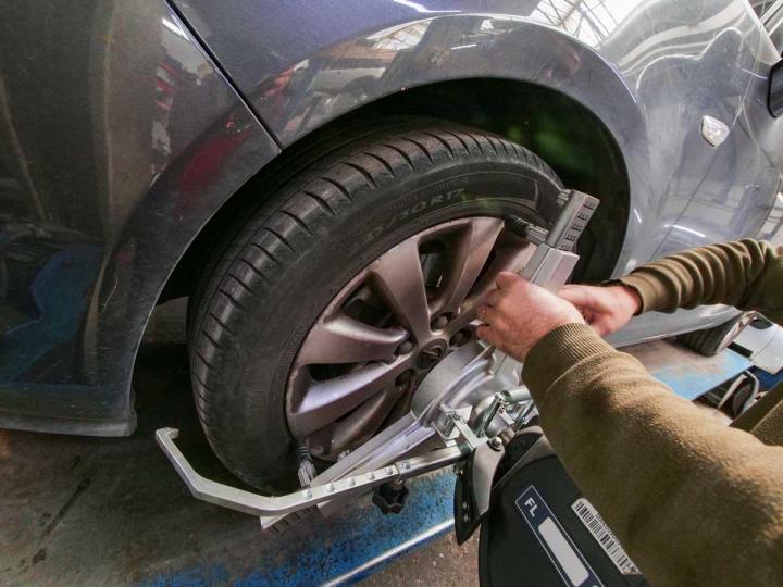 Remplacement pneu Clamart