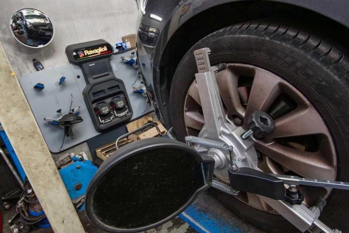 Montage pneu Clamart